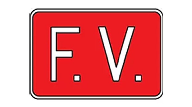 La señal V-12, que permite circular a hasta 150 kilómetros por hora