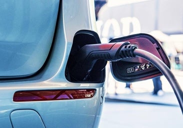 Elementos que la electrificación hará desaparecer de los coches