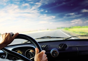 Presta atención al viento en carretera si viajas con baca o caravana