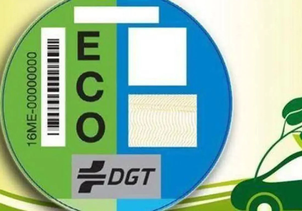 Dónde consigo la etiqueta medioambiental de la DGT para las ZBE?