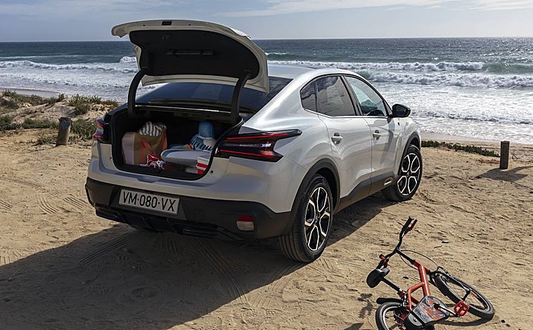 Imagen principal - Citroën C4 X: rompiendo esquemas