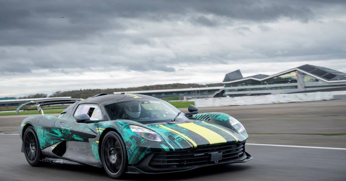 Valhalla: el superdeportivo híbrido de Aston Martin inicia sus pruebas