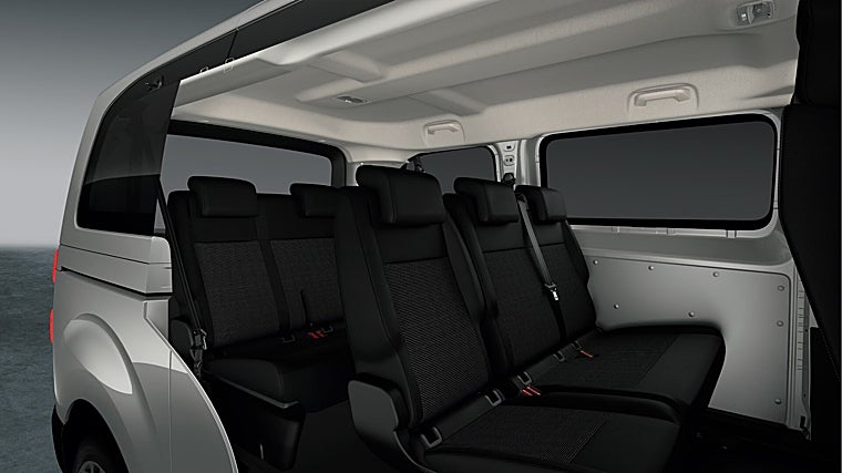 Interior del Peugeot Expert Combi