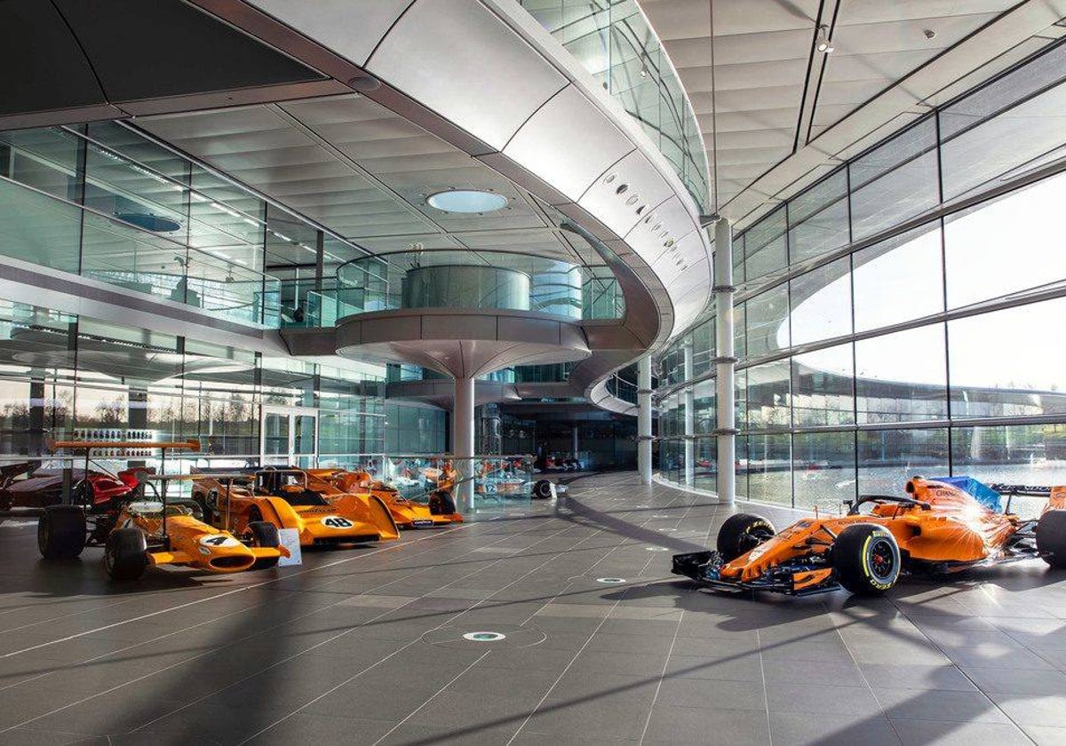 Acceso al centro de diseño y tecnología de McLaren