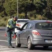 La DGT pone multas de hasta 500 euros si no llevas esta documentación en el coche