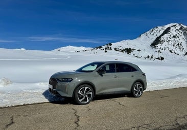 DS7 E-Tense 4x4: La seguridad de viajar con todas las respuestas