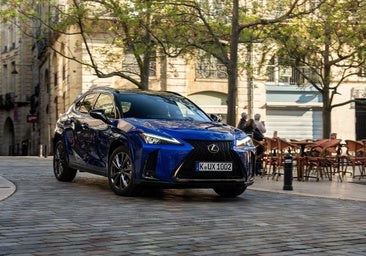 Lexus UX 300h: Más potencia, menos consumo y más seguridad