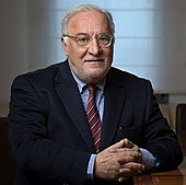 La DGT descarta nuevas pegatinas que hagan perder derechos a los vehículos actuales