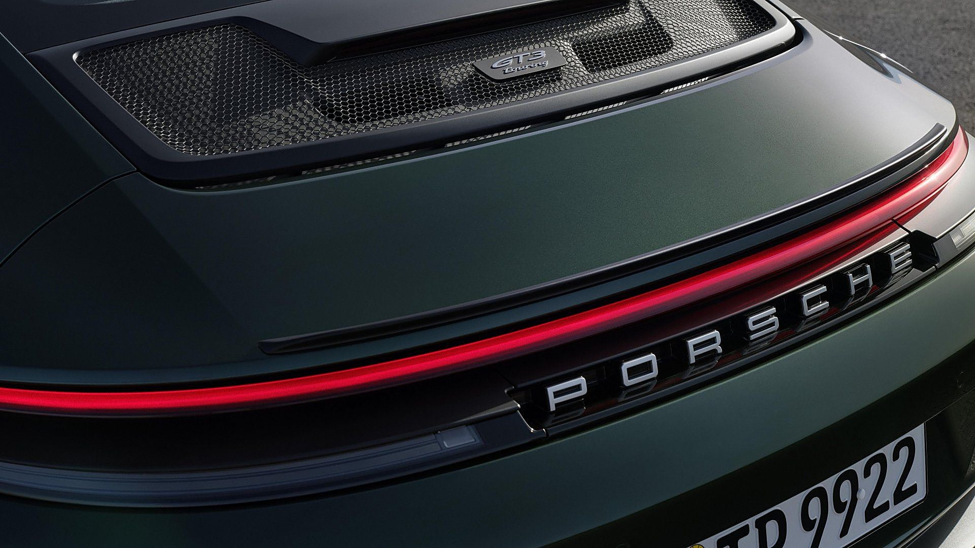 Aunque tenga un aspecto más sutil, el 911 GT3 es capaz de alcanzar los 100 km/h en 3,2 segundos.