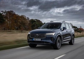 Volvo mejora el interior y el exterior del icónico XC90