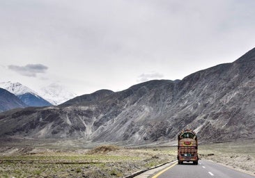 Descubre cuáles y cómo son las carreteras más peligrosas del mundo