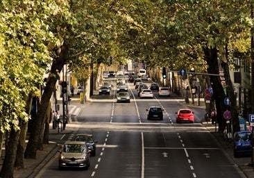 Los coches en España superan los 15 años de media y el 18% tienen riesgos asociados