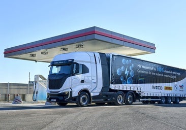 Iveco entrega dos camiones de pila de combustible al proyecto H2Haul