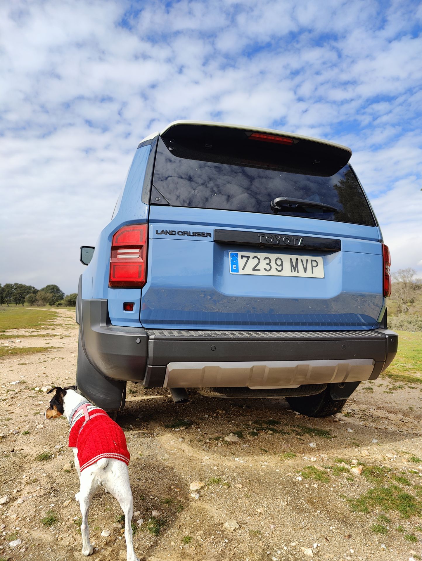 El Land Cruiser 2024 se basa en una nueva plataforma que mejora su rigidez y capacidad todoterreno.