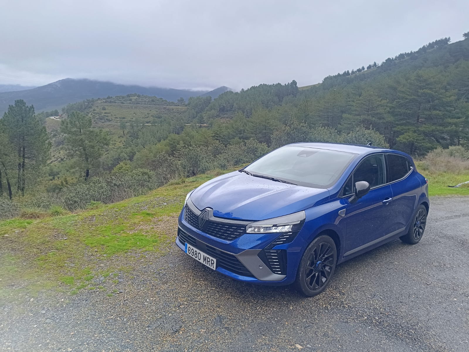 Clio Esprit Alpine: precisión, deportividad y placer al volante