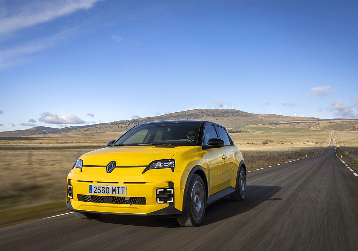 Destaca el avance en las ventas del R5 eléctrico