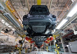 La producción y exportación de coches se recupera, pero los electrificados se quedan en el 9,5%