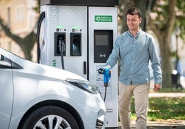 Más del 16% de las ventas en abril fueron de coches eléctricos o híbridos enchufables