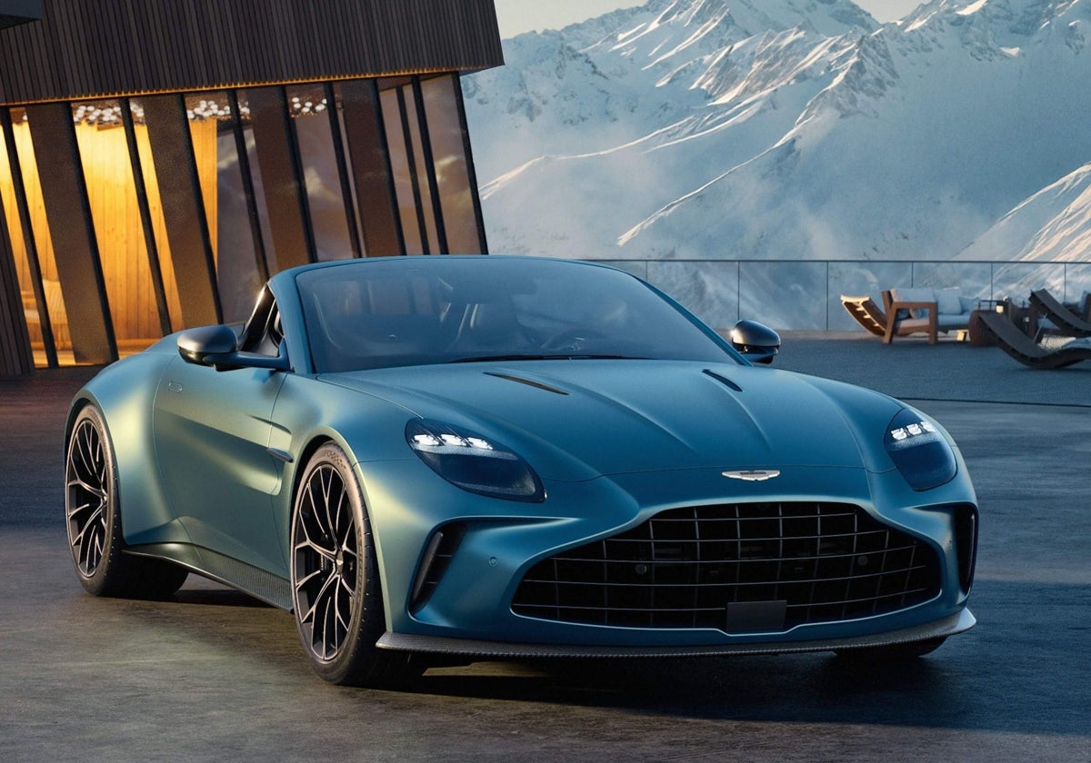 El Roadster sigue contando con el V8 de AMG