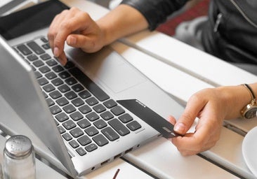 La DGT digitaliza el canje de permisos de conducir