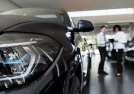 Los coches electrificados y el empuje en la zona DANA elevan las ventas de turismos un 18% en mayo