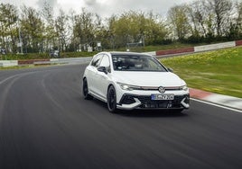 Golf GTI Edition 50 rompe récords: El Volkswagen de serie más rápido en Nürburgring Nordschleife