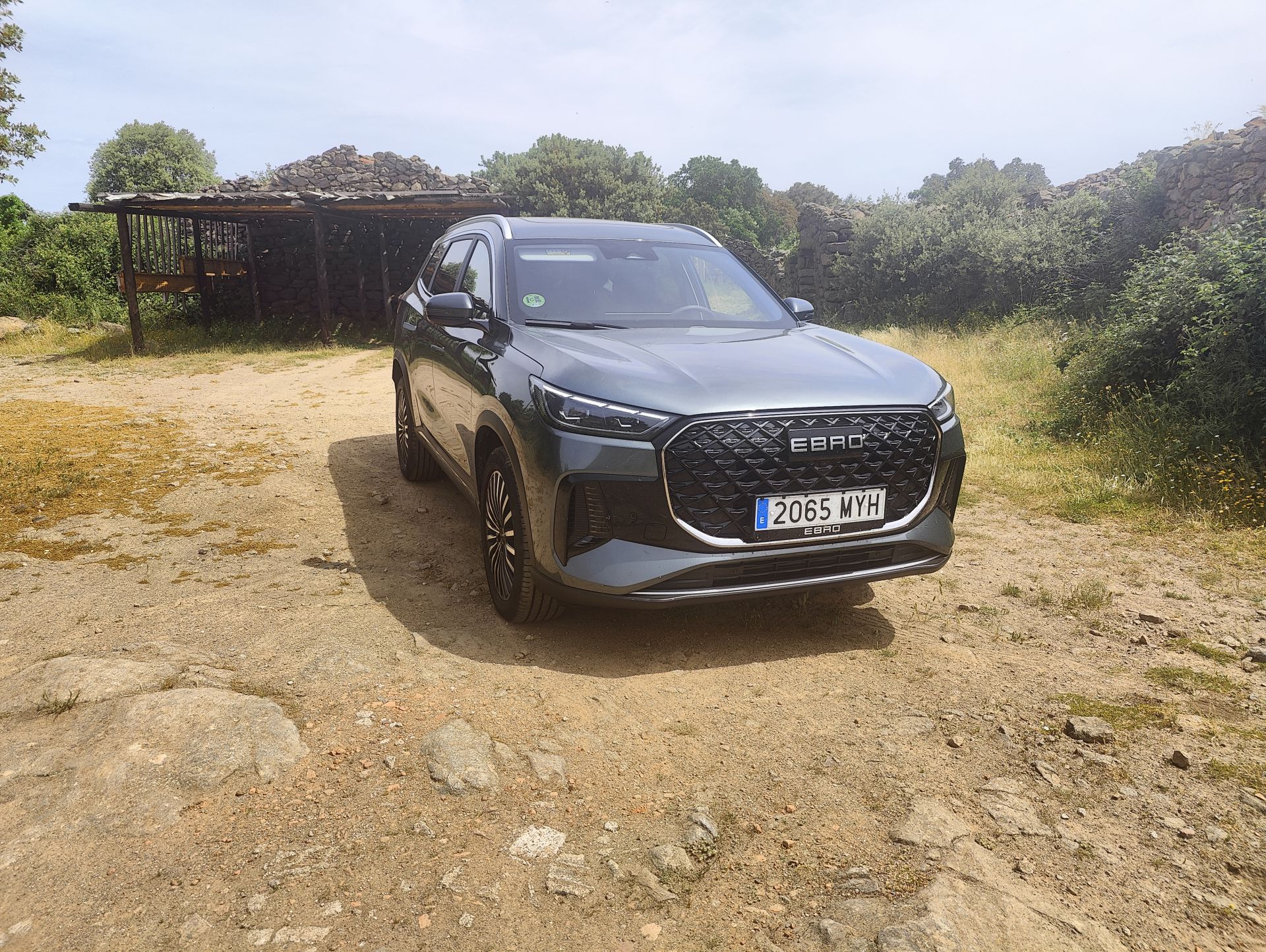 una opción muy atractiva para un público que valora la practicidad y la capacidad de transporte por encima de un consumo ultrabajo.