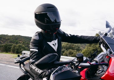 El revolucionario casco español causa furor: 4.000 motoristas ya han reservado un ZYON sin probarlo