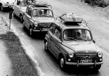 Un viaje al pasado: Así era la Operación Salida en la España del SEAT 600 hace 60 años