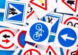 Las nuevas señales de tráfico que te podrás encontrar este verano en la carretera