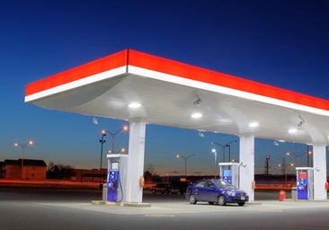 Gasolina y diésel suben casi un 2% para la primera Operación Salida