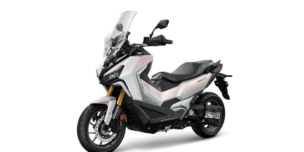 El nuevo SYM ADXTG 400 desafía las normas del segmento de los scooter crossover