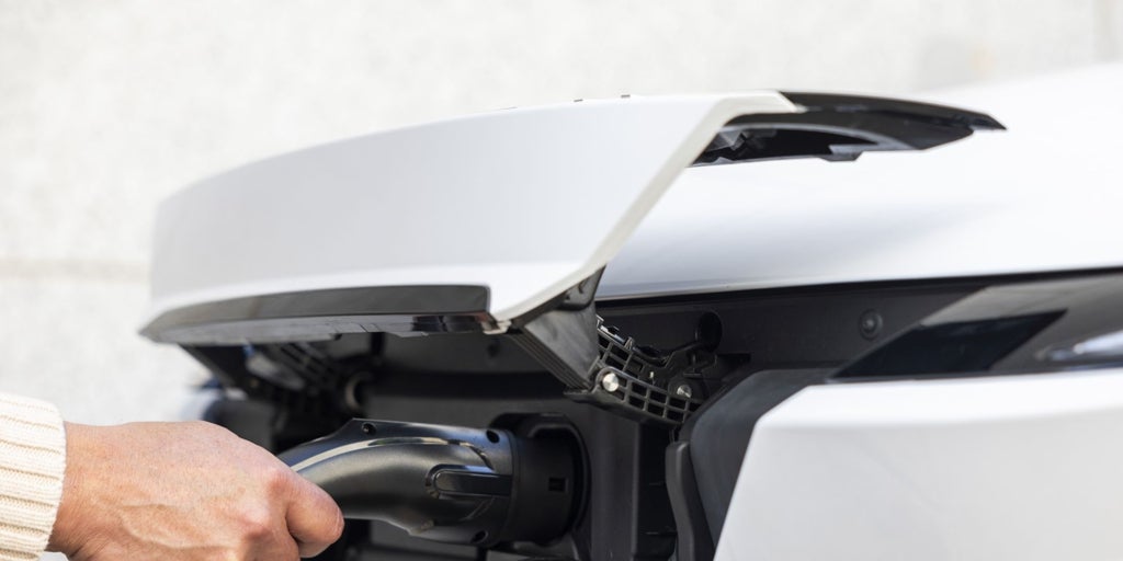 ¿Cómo es realmente el proceso de carga de un coche eléctrico?
