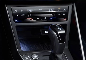 Síntomas y soluciones para evitar averías del aire acondicionado del coche en verano