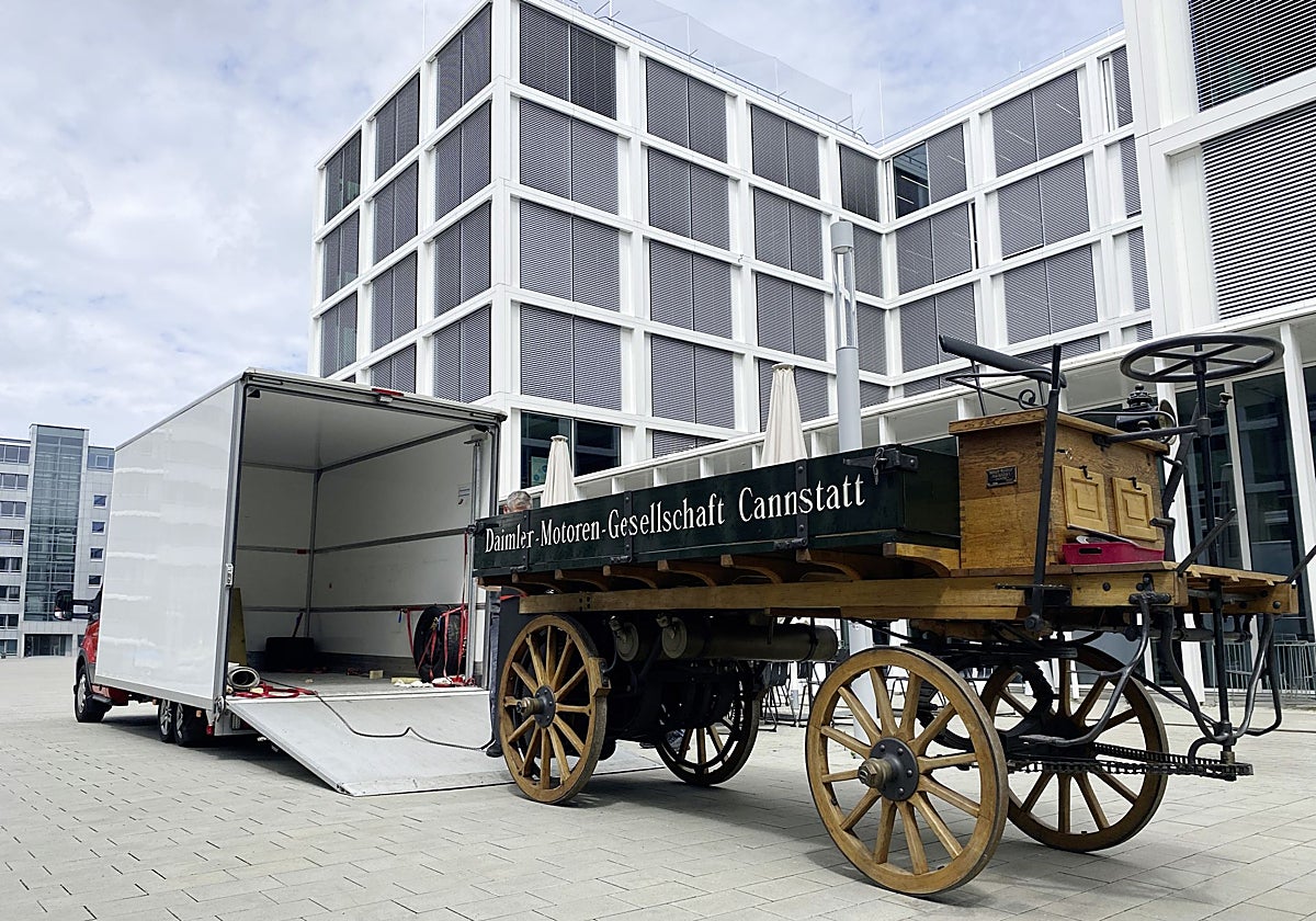 Del sueño de museo a la carretera: la reproducción del primer camión de la historia se somete a una restauración