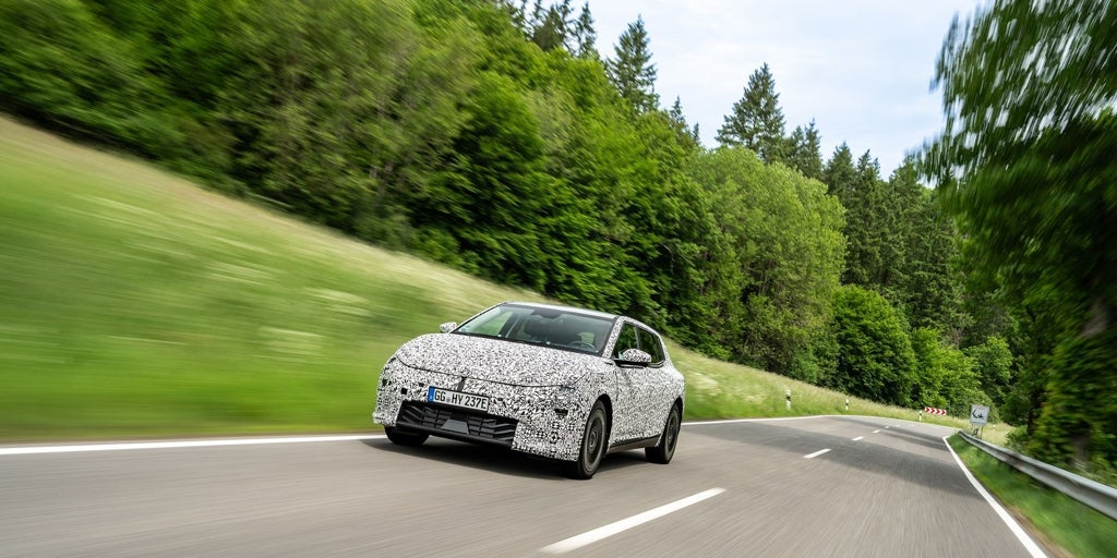 KIAは彼のEV4のバッテリーを罰してテストします