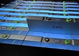 El gigante chino CATL lanza en Europa una batería con 750 km de autonomía y 1 millón de Km de vida útil