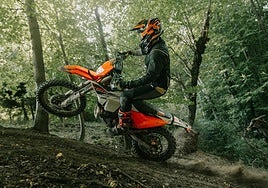 KTM renueva su 300 EXC Hardenduro, su modelo estrella de la gama Enduro