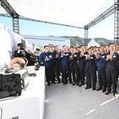 A la ceremonia de colocación de la primera piedra asistieron Jaehoon Chang, Vice Chair de Hyundai Motor Group; el ministro Sungwhan Kim, del Ministry de Climate, Energy y Environment; el Vice Minister Shinhak Moon, del Ministry de Trade, Industry and Resources; y varios miembros de la Asamblea Nacional