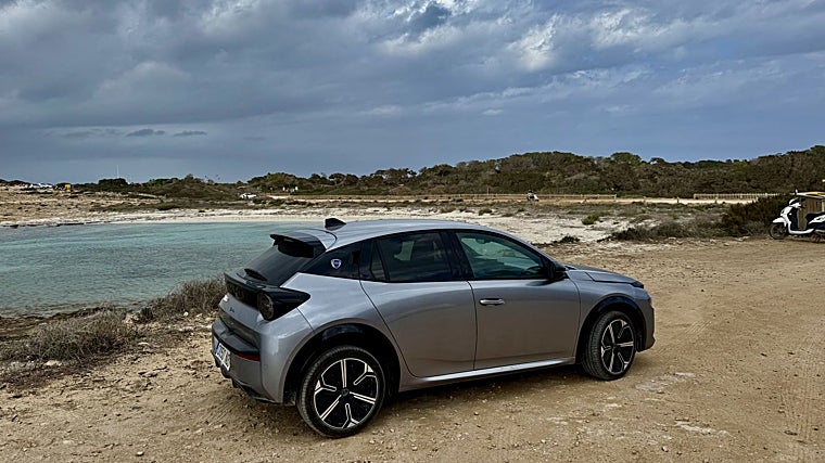 Lancia Ypsilon Ibrida