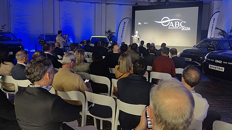 Marcas y jurados arropan la gala de presentación de los candidatos a Premio ABC al Mejor Coche del Año 2026