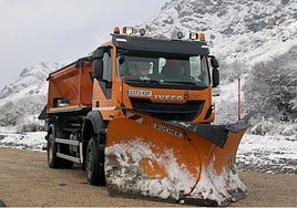 Nieve en carreteras: la DGT anuncia cortes, desvíos y restricciones
