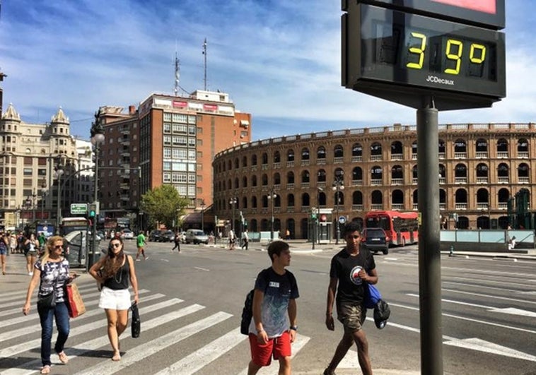 Españoles adaptados al calor