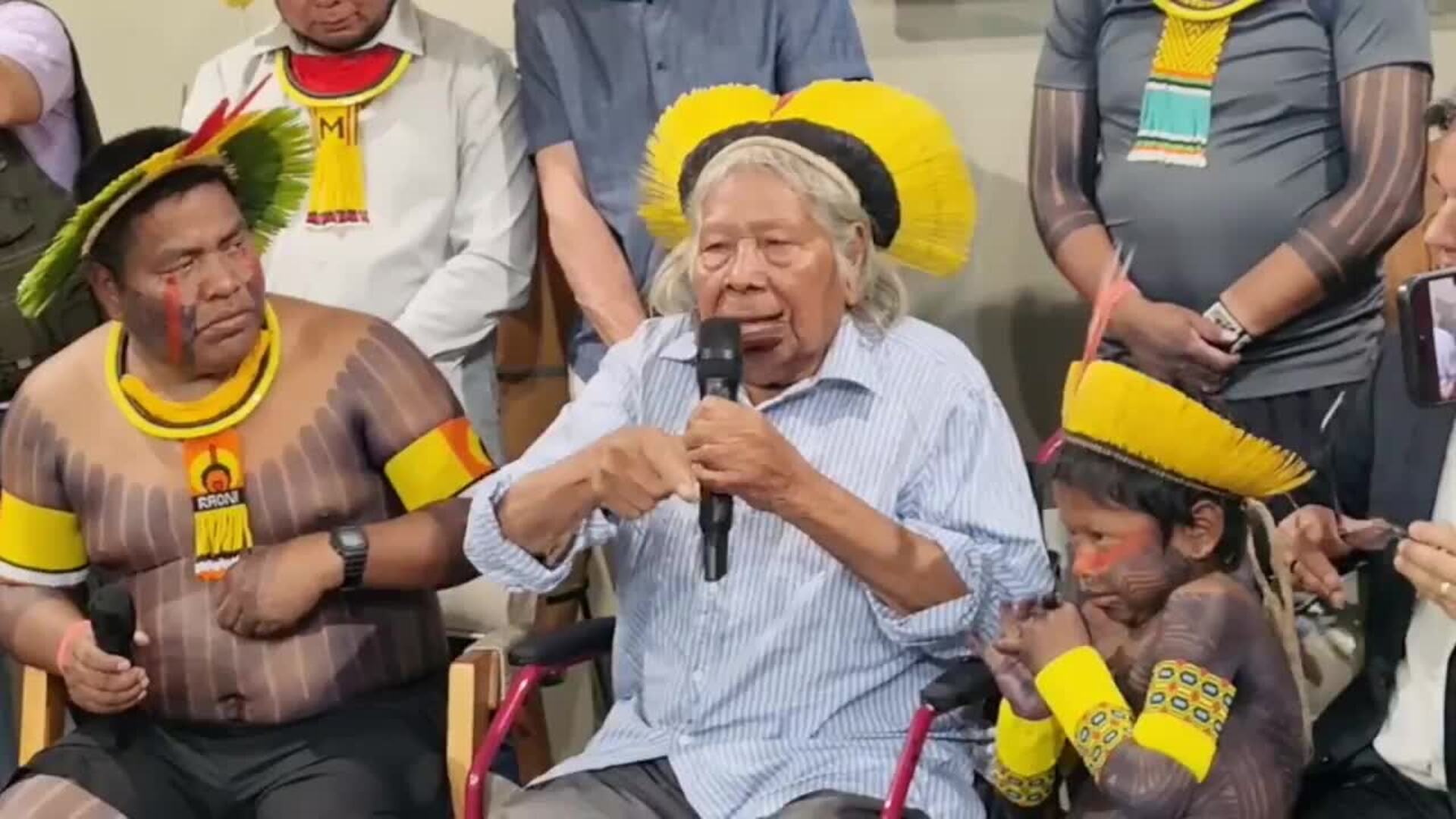 Cacique Raoni: &quot;No podemos permitir que la perforación petrolera suceda&quot;