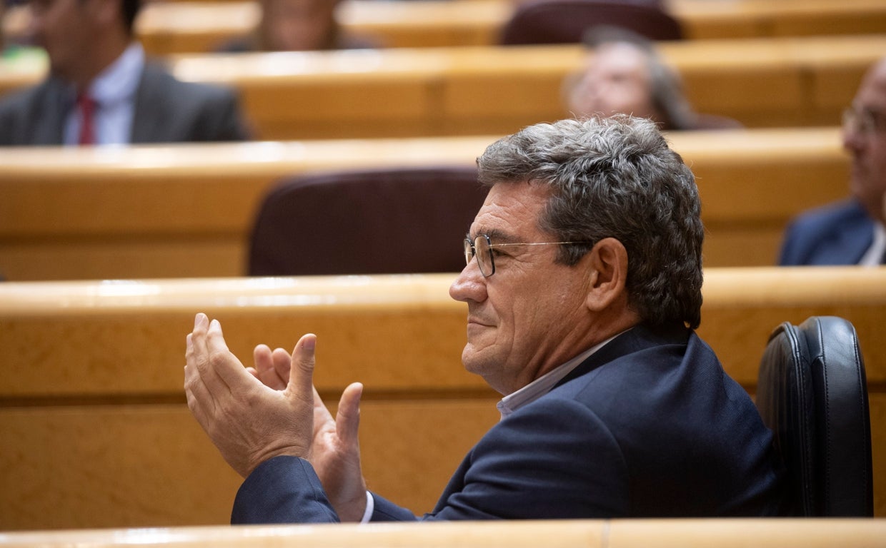 El ministro de Seguridad Social, José Luis Escrivá, en el Senado