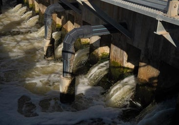 Reducción de la presión en los grifos domésticos contra la peor sequía registrada en Cataluña