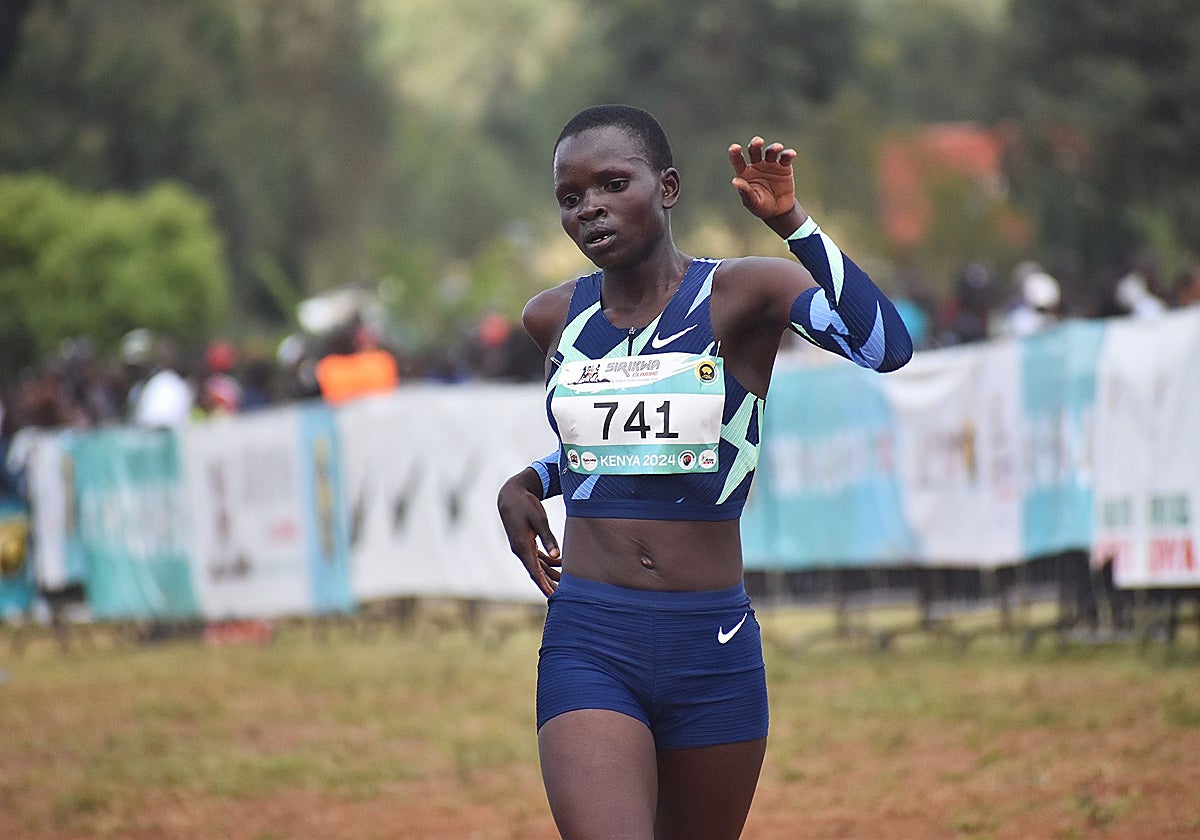 Anyango Achol, sancionada tras dar positivo en testosterona