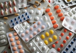 Un farmacéutico advierte sobre la mezcla de los antihistamínicos con el alcohol: «Existen diferentes generaciones»