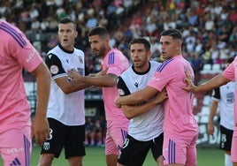 Recreativo de Huelva - Mérida: horario, canal de televisión y dónde ver online el partido de Primera RFEF