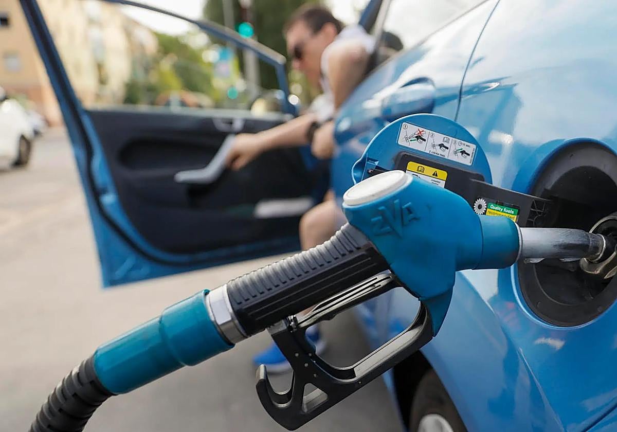 El aviso de las gasolineras de Estados Unidos que no está en España y que es crucial para el coche